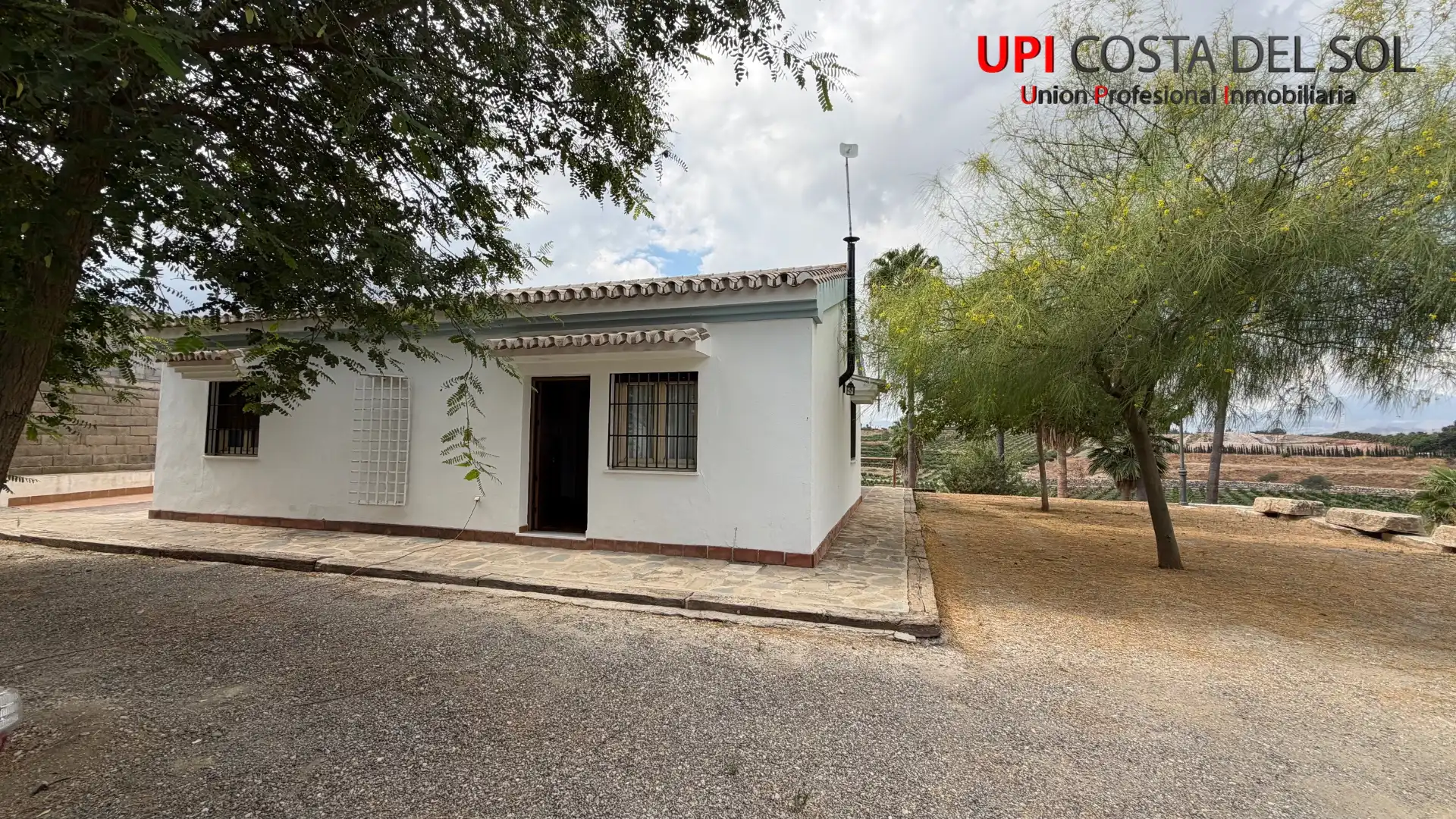 Vista exterior de Finca rústica en venta en Cártama con Aire acondicionado, Jardín privado y Terraza