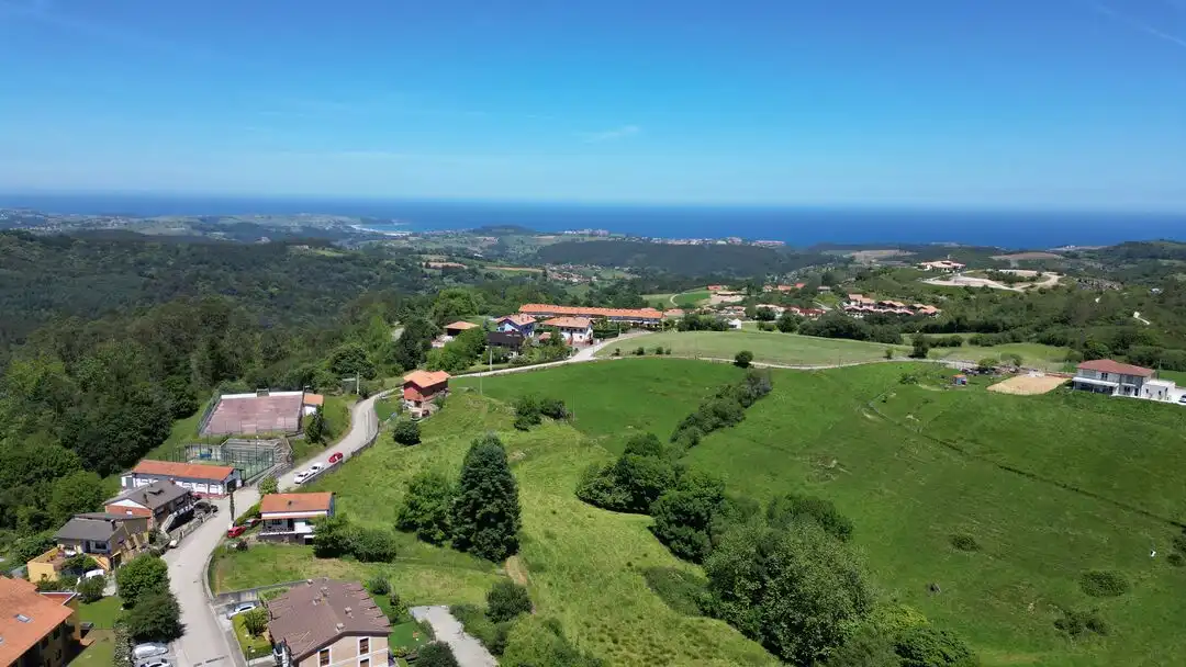 Residencial en venda en Udías