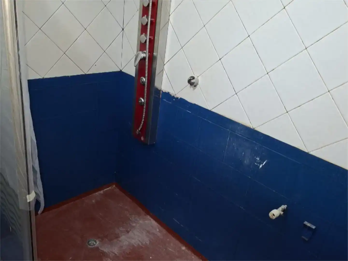 Bany de Pis en venda en Redondela amb Aire condicionat, Jardí privat i Piscina