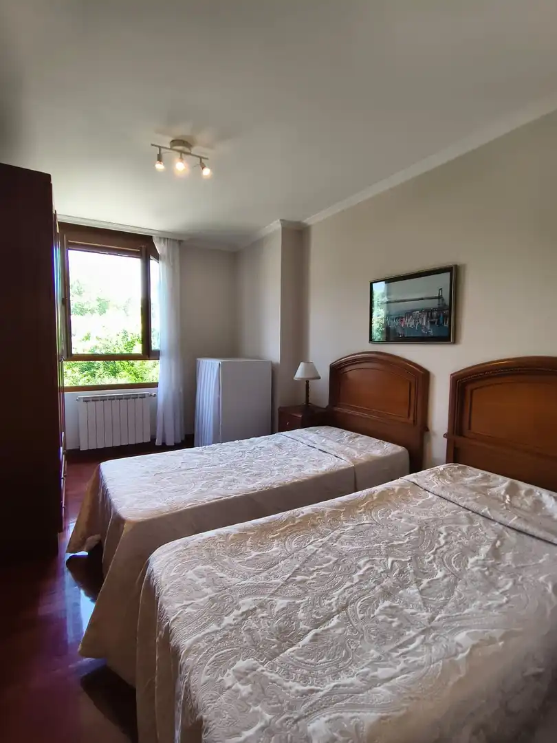 Habitación de Piso de alquiler en Liérganes con Calefacción, Parquet y Amueblado