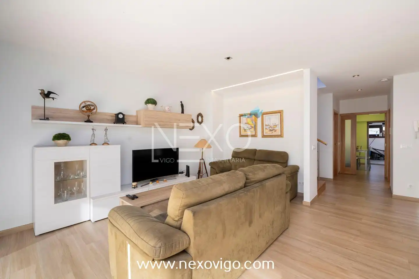 Living room of Houses for sale in Vigo   with Heating, Private garden and Terrace