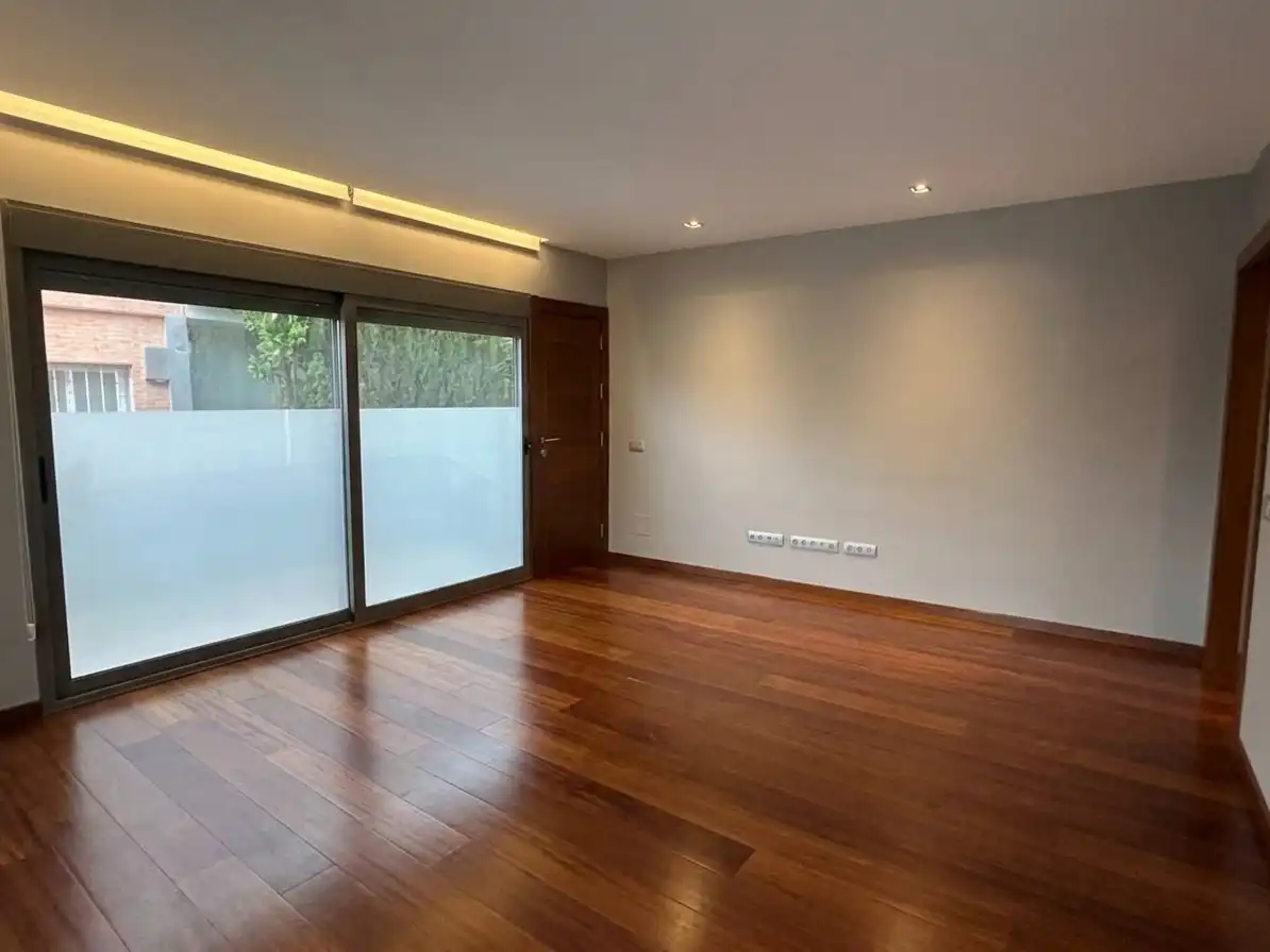 Wohnung zur Miete in Las Palmas de Gran Canaria mit Klimaanlage und Privatgarten