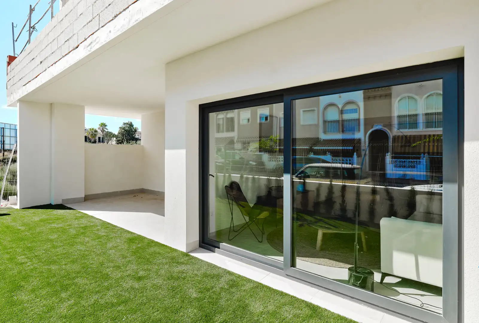 Terrassa de Pis en venda en Torrevieja amb Jardí privat, Terrassa i Piscina comunitària