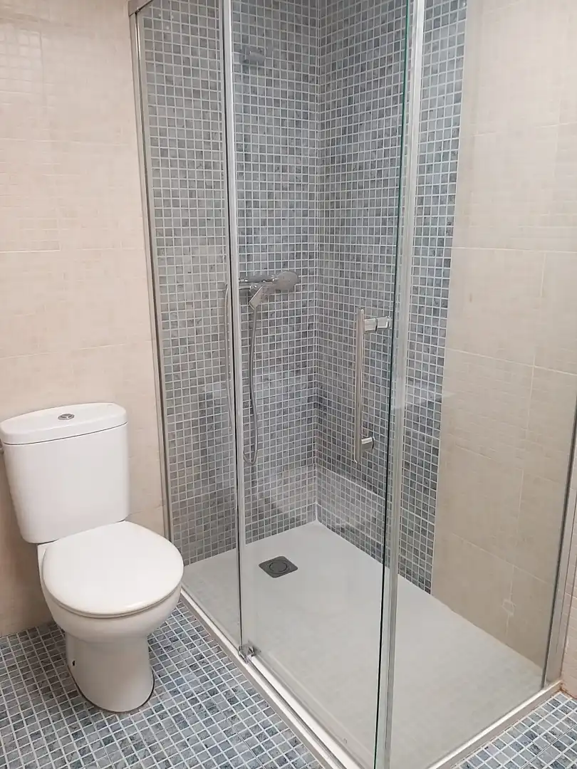 Baño de Piso de alquiler en Vilamarxant, Valencia