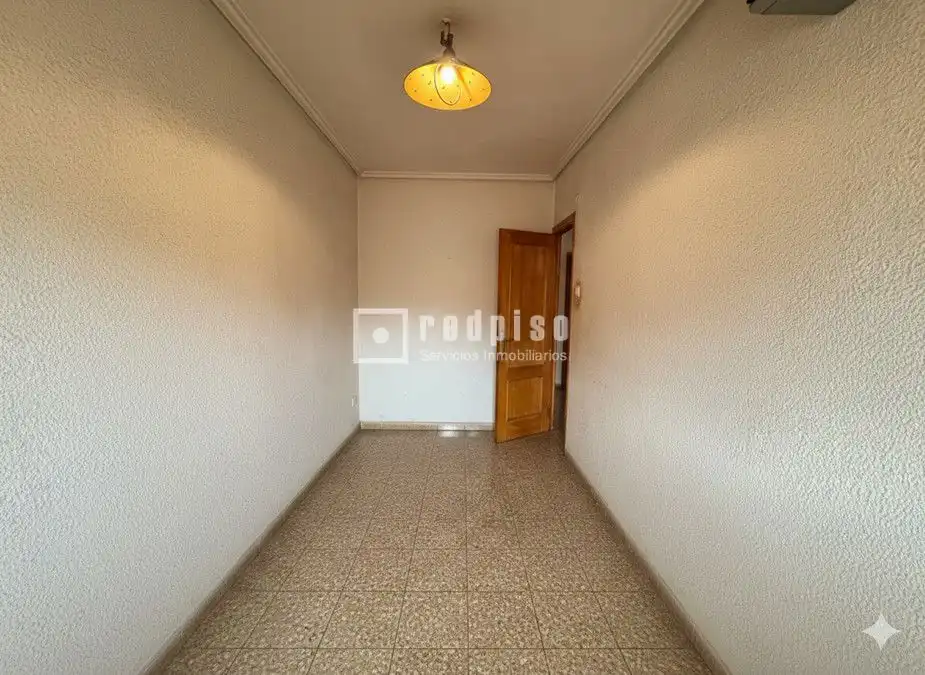 Habitación de Piso en venta en Valencia con Aire acondicionado, Calefacción y Terraza