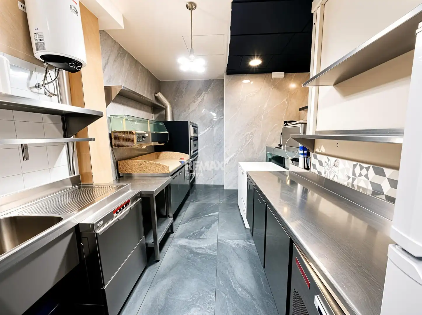 Business premises for sale in Carrer Bastiments, imagen 32