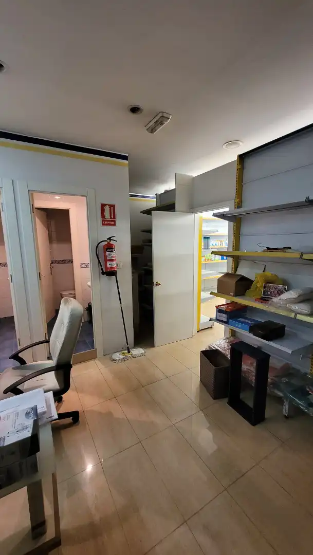 Local comercial en venda a Avenida Alcalde José Fernandín 26, imagen 10