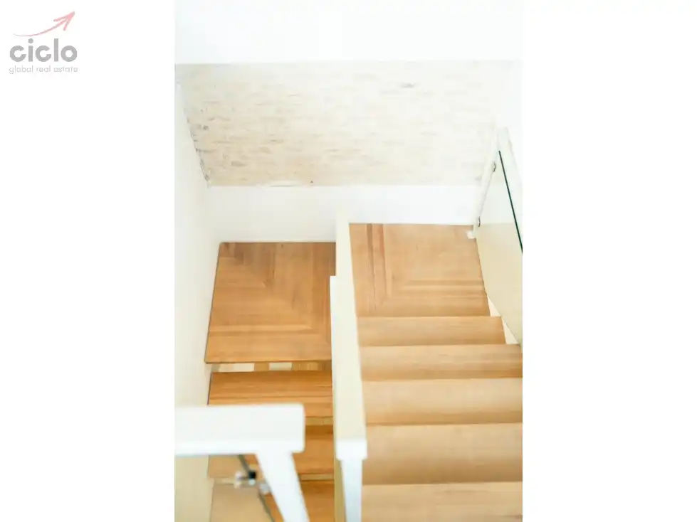 Flat for sale in Sevilla  with Terrace, Swimming Pool and Furnished