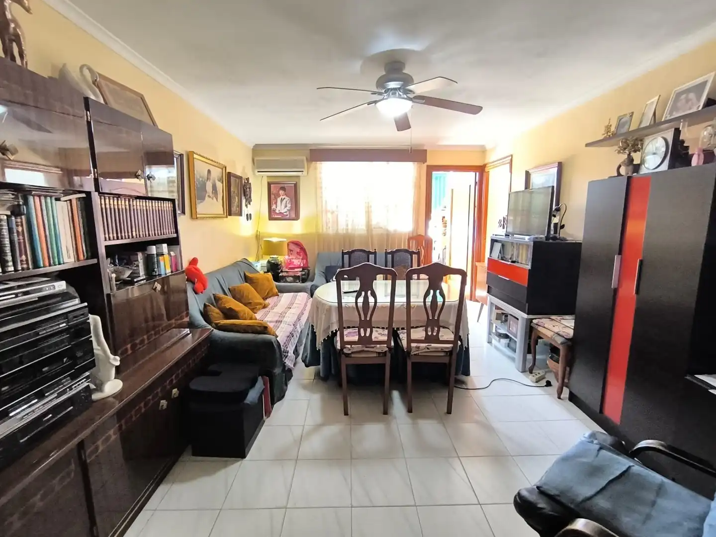 Sala de estar de Piso en venta en Benalmádena con Aire acondicionado y Terraza