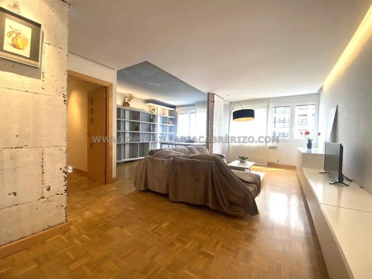Sala de estar de Piso en venta en Barañáin / Barañain con Calefacción, Parquet y Horno