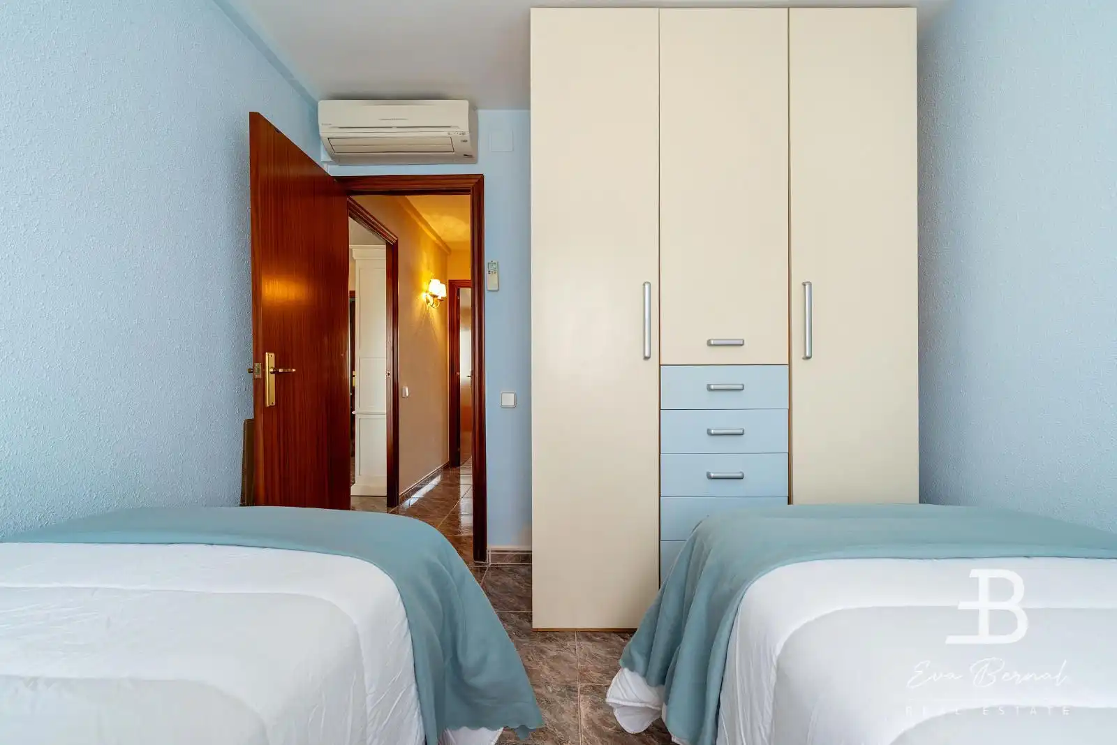 Schlafzimmer von Wohnung zum Verkauf in Vila-seca mit Klimaanlage, Heizung und Privatgarten