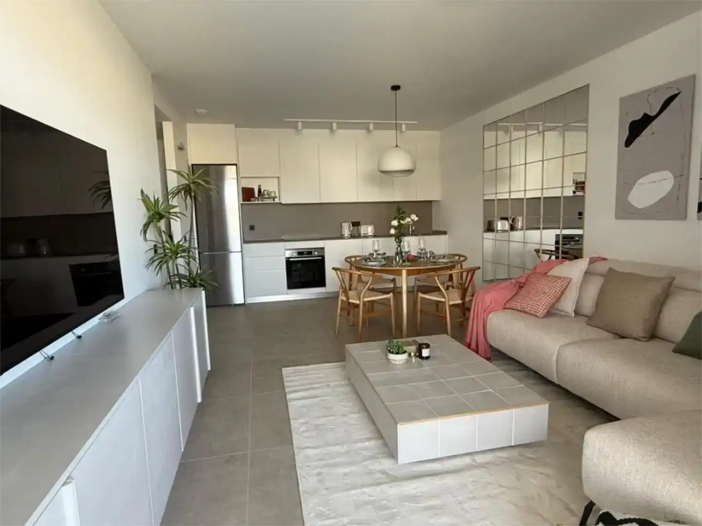 Wohnzimmer von Wohnung zur Miete in Adeje mit Schwimmbad