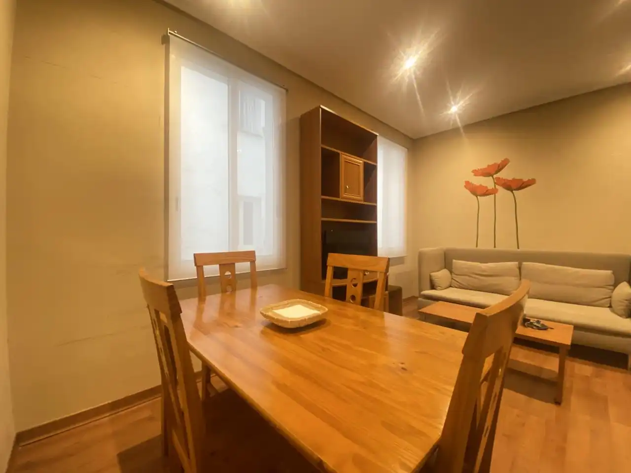 Dining room of Flat for rent in Madrid  with Heating, Furnished and Internet