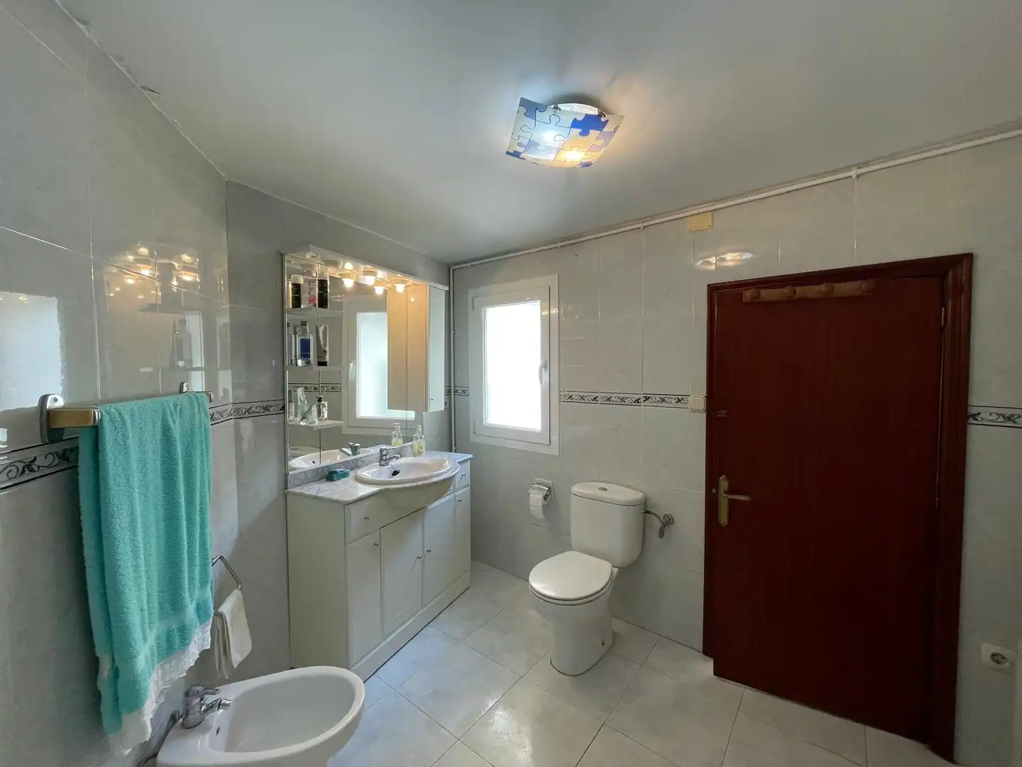 Baño de Finca rústica en venta en Melgar de Abajo con Calefacción, Trastero y Amueblado