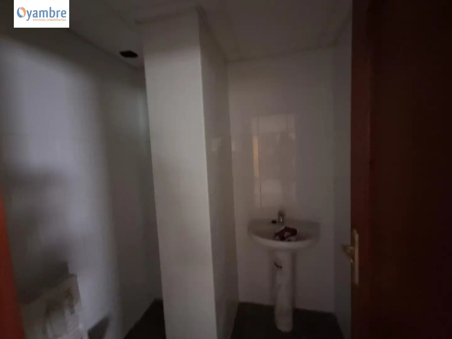 Bany de Oficina en venda en Ampuero