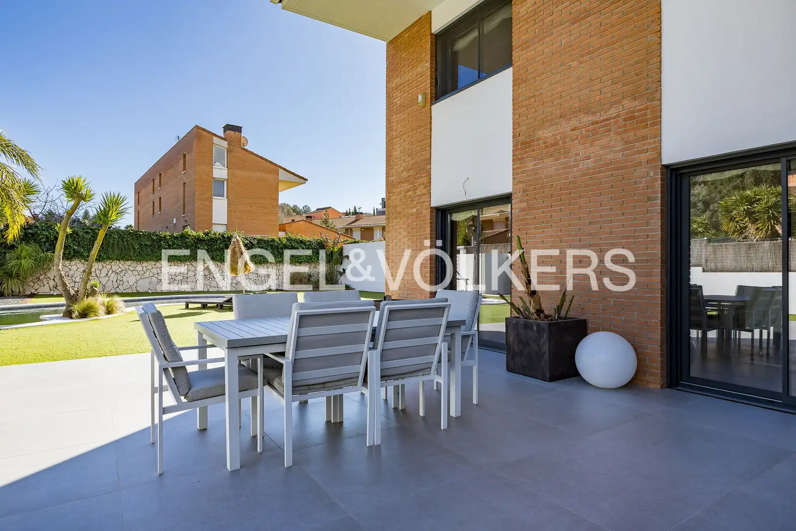 Terrassa de Casa adosada en venda en Els Pallaresos amb Calefacció, Jardí privat i Terrassa