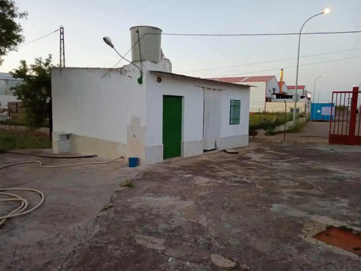 Vista exterior de Casa o xalet en venda en Almagro amb Piscina