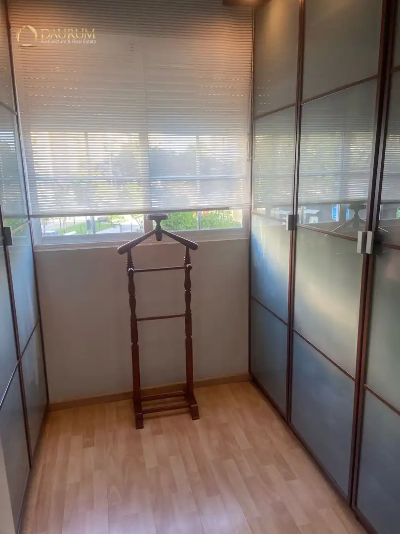 Bedroom of Flat for sale in Sevilla  with Air Conditioner, Heating and Terrace