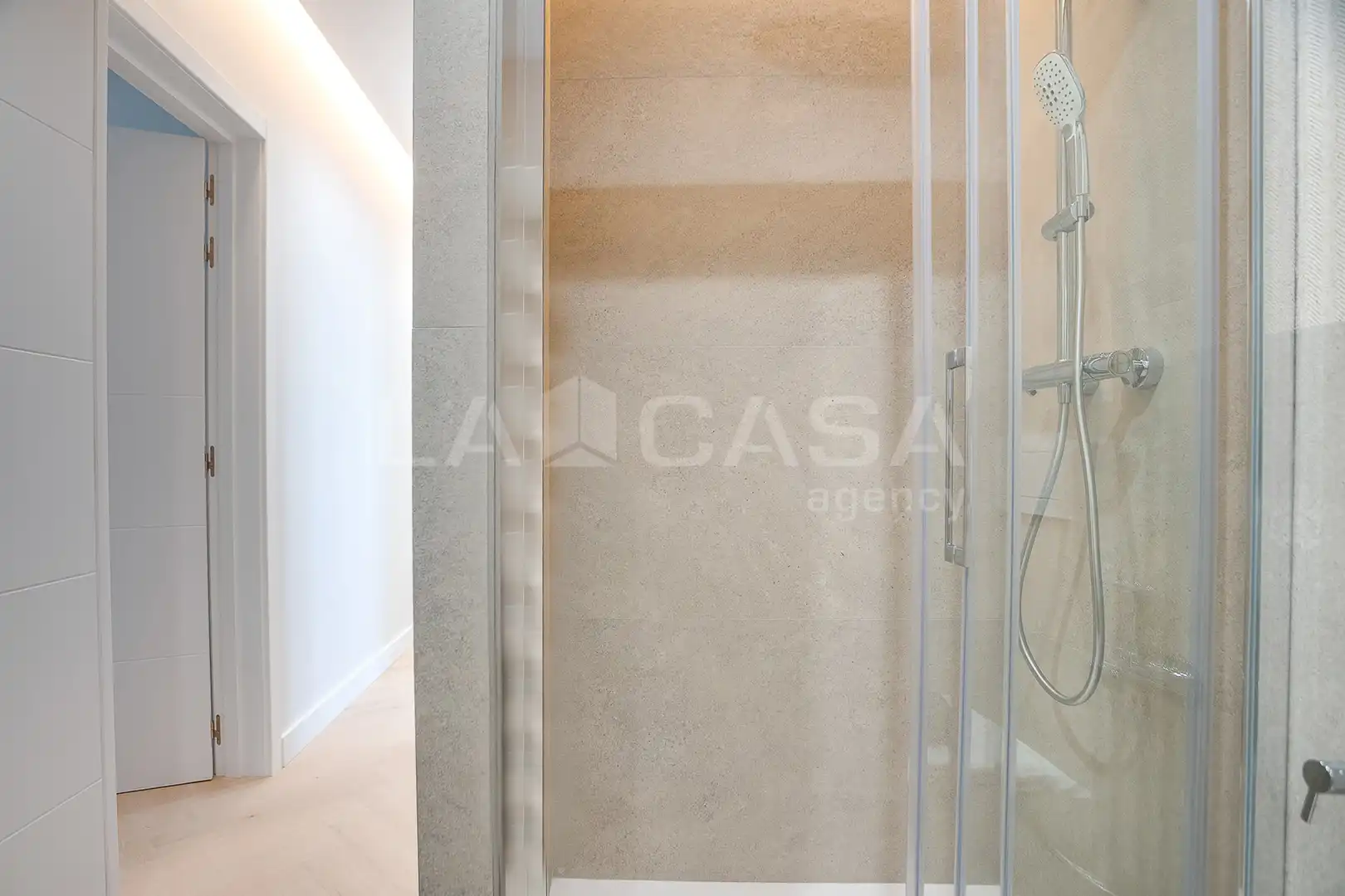 Baño de Ático en venta en Granollers con Calefacción y Terraza