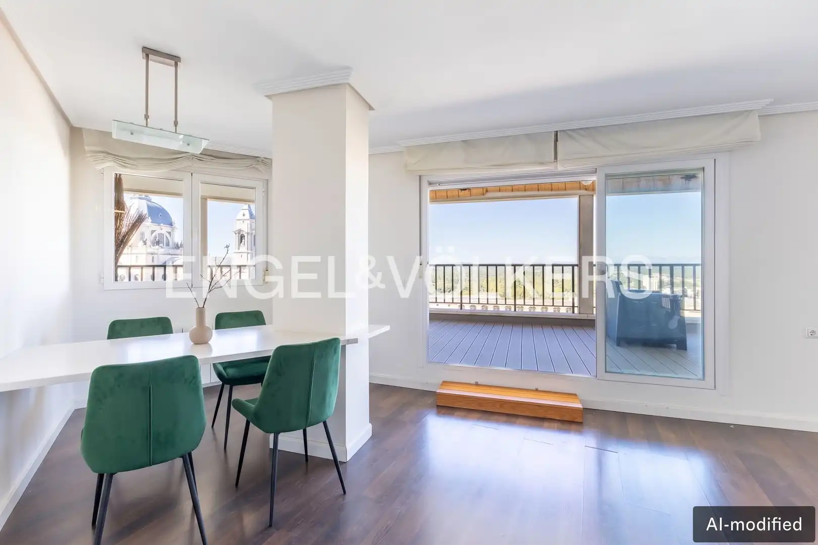Dining room of Flat for rent in Madrid  with Air Conditioner, Heating and Parquet flooring