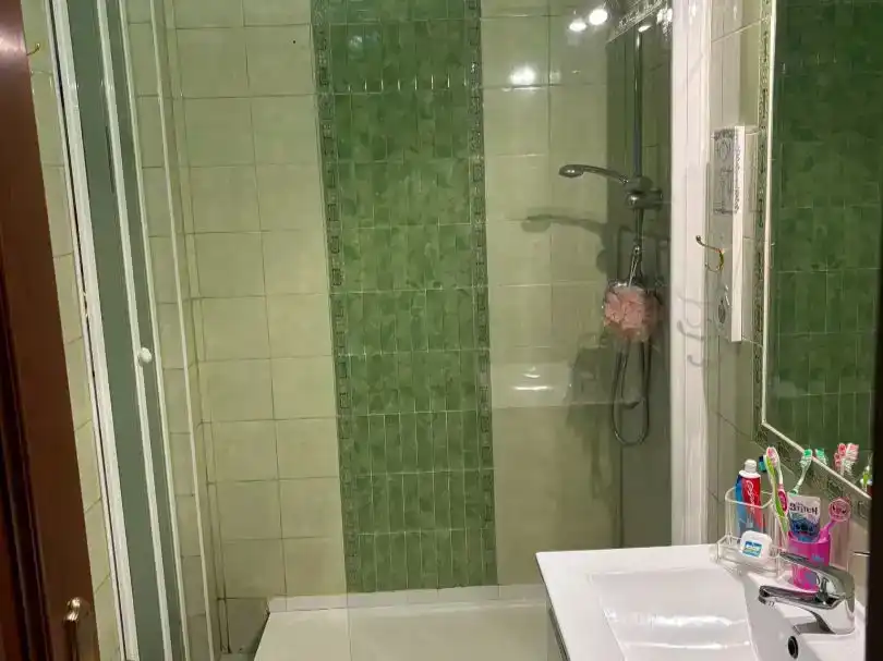 Bany de Pis en venda en San Bernabé