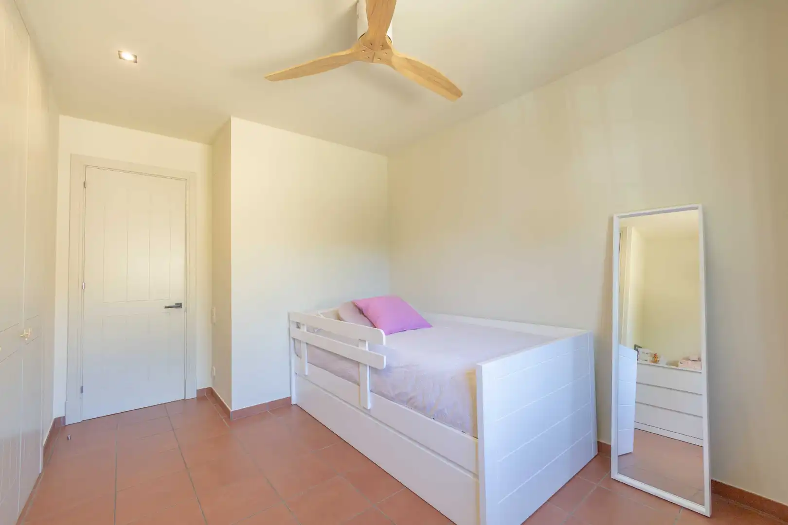 Bedroom of Houses for sale in Sant Vicenç de Montalt  with Air Conditioner, Heating and Private garden