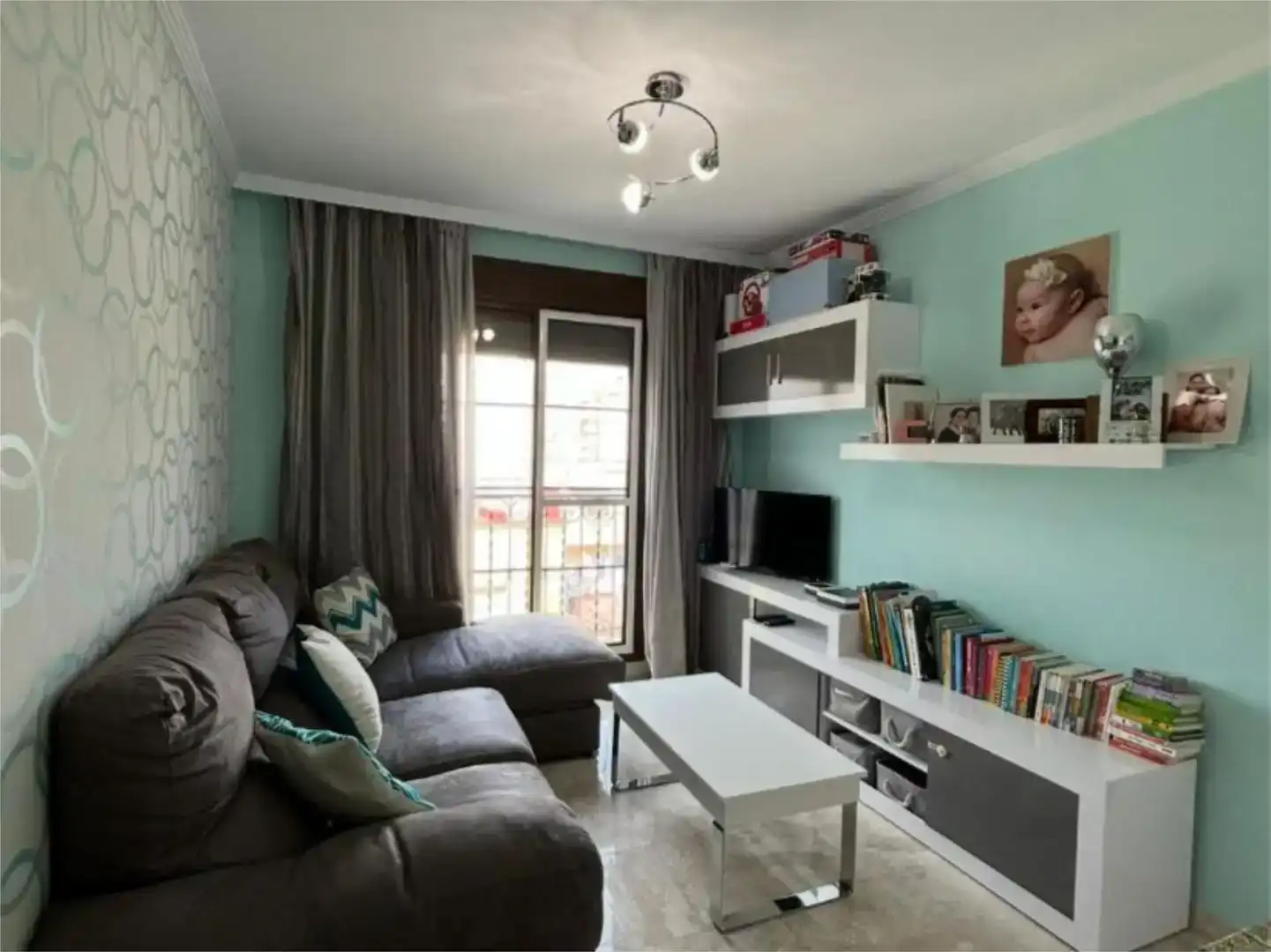 Living room of Flat for sale in  Melilla Capital  with Air Conditioner and Balcony