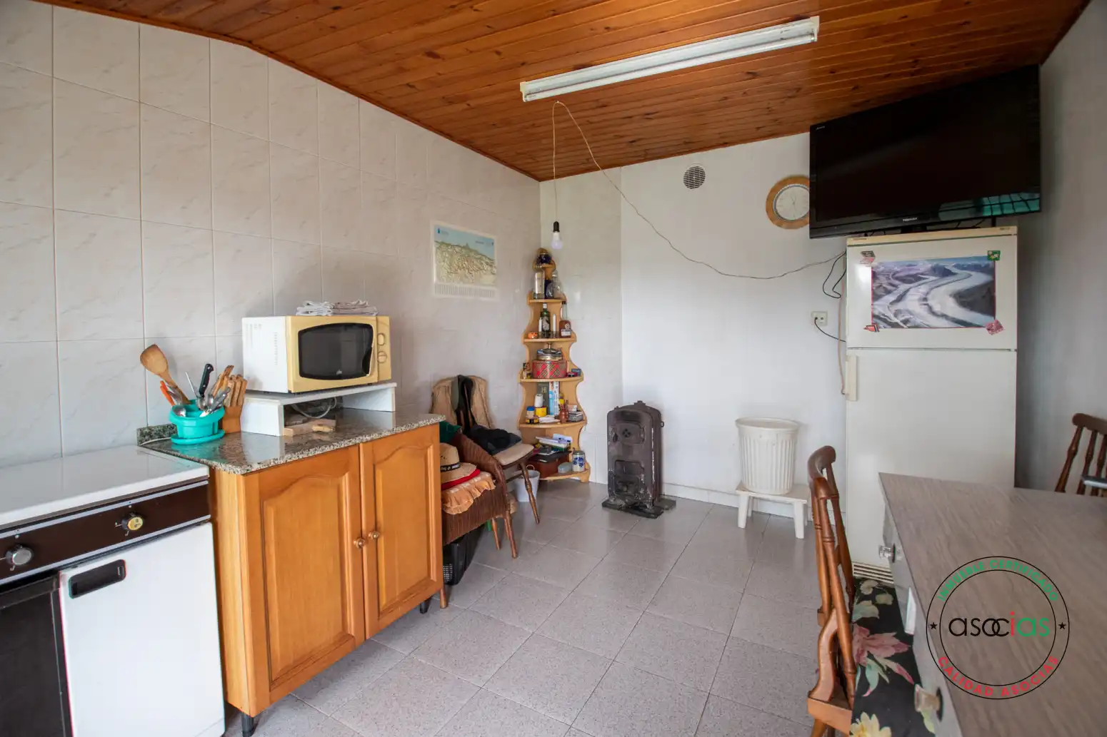 Cuina de Casa o xalet en venda en Villaviciosa amb Jardí privat i Traster