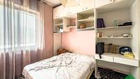 Bedroom of Flat for sale in  Granada Capital