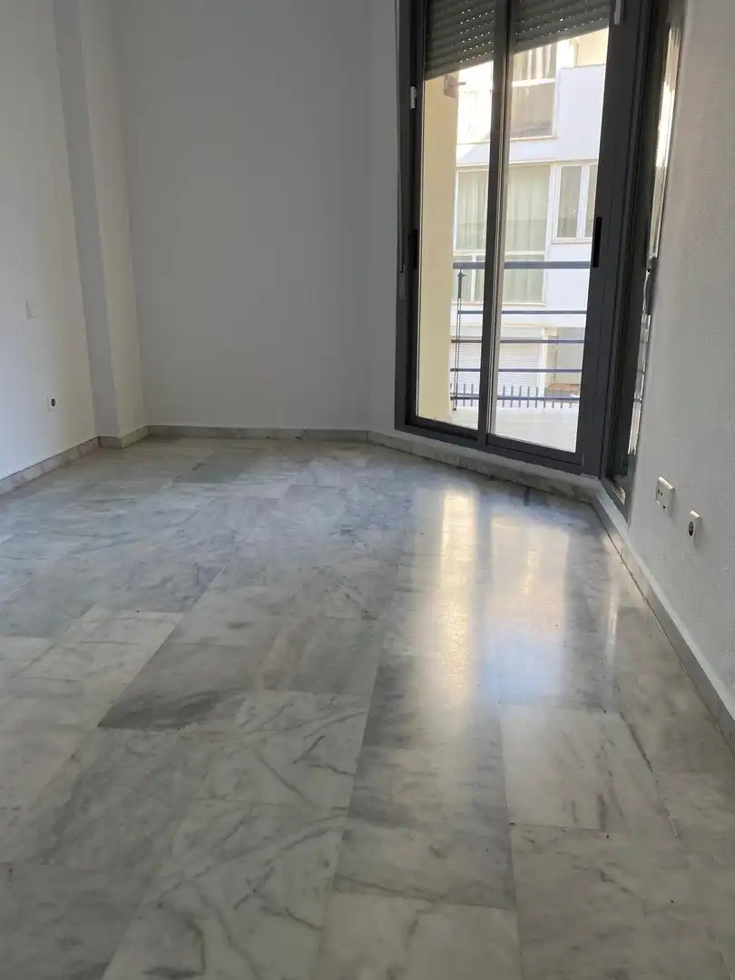 Bedroom of Apartments for sale in Fuengirola  with Air Conditioner, Private garden and Terrace