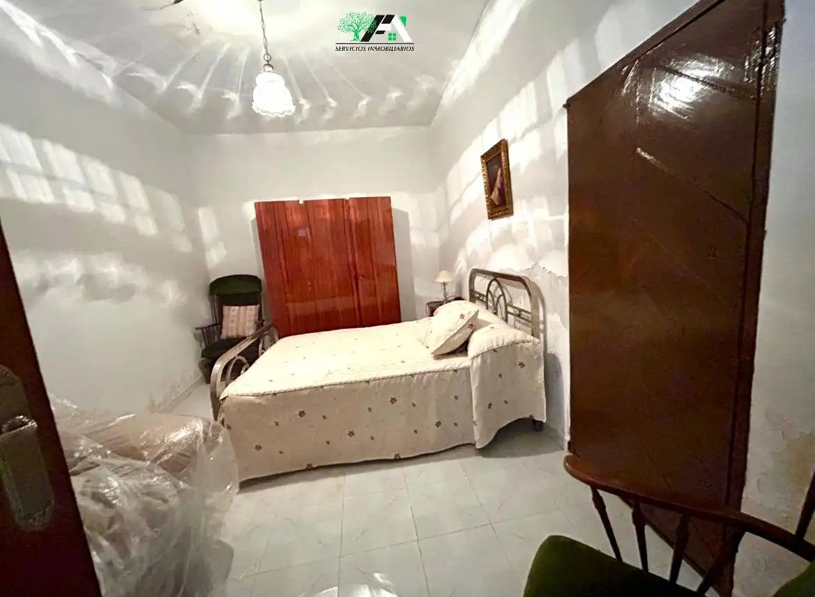 Dormitori de Casa o xalet en venda en Begíjar