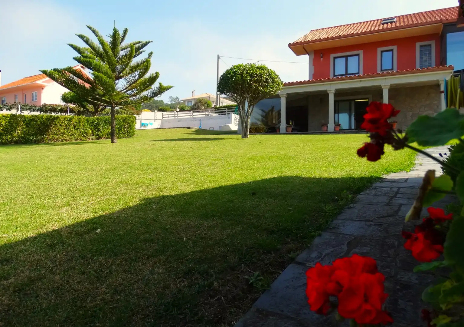 Jardí de Casa o xalet en venda en Valdoviño amb Calefacció, Jardí privat i Parquet