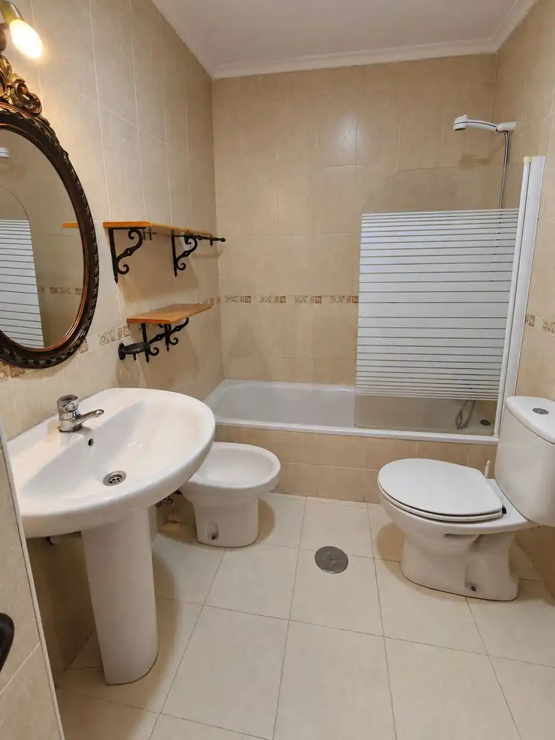 Bathroom of Flat for rent in Sahagún, León
