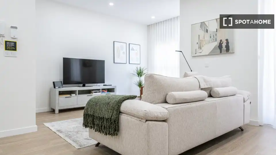 Flat with terrace to rent in L'Eixample, imagen 5