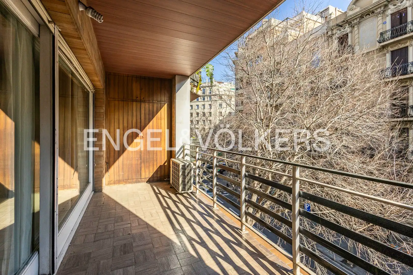 Terrasse von Wohnung zum Verkauf in Barcelona mit Klimaanlage, Heizung und Parkett