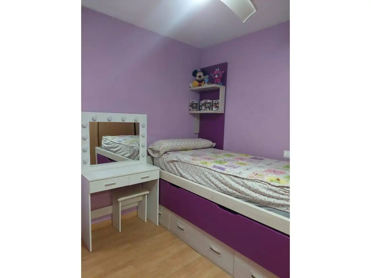 Dormitori de Apartament en venda en Cedillo del Condado amb Calefacció i Traster