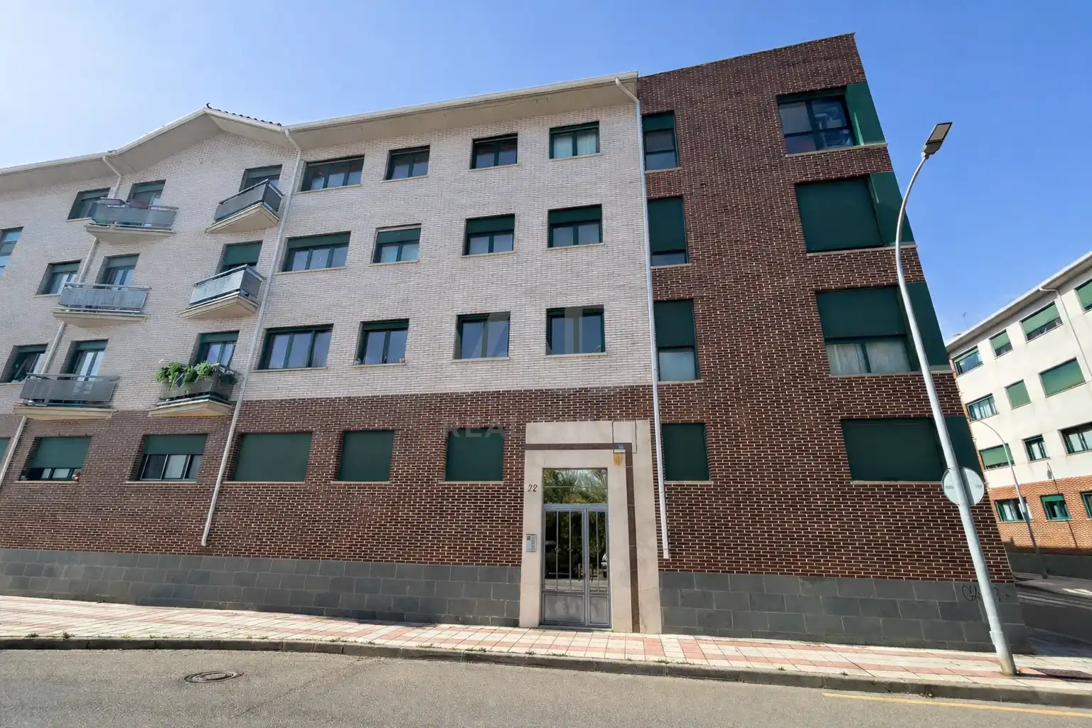 Exterior view of Flat for sale in Villaquilambre  with Heating