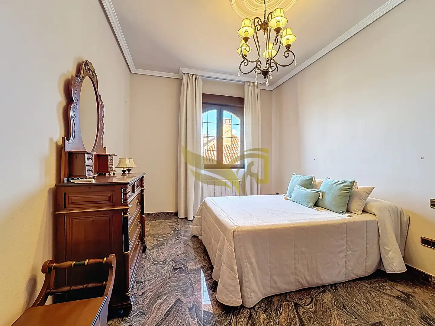 Habitación de Casa o chalet en venta en Aranjuez con Aire acondicionado, Calefacción y Jardín privado