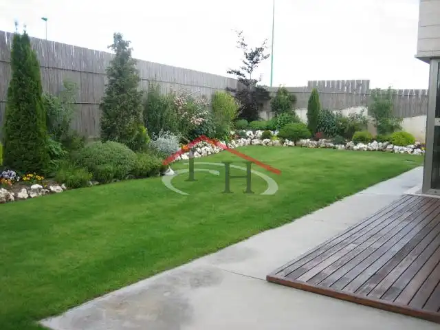Xalet amb piscina en venda a CORTES DE LEON, imagen 2