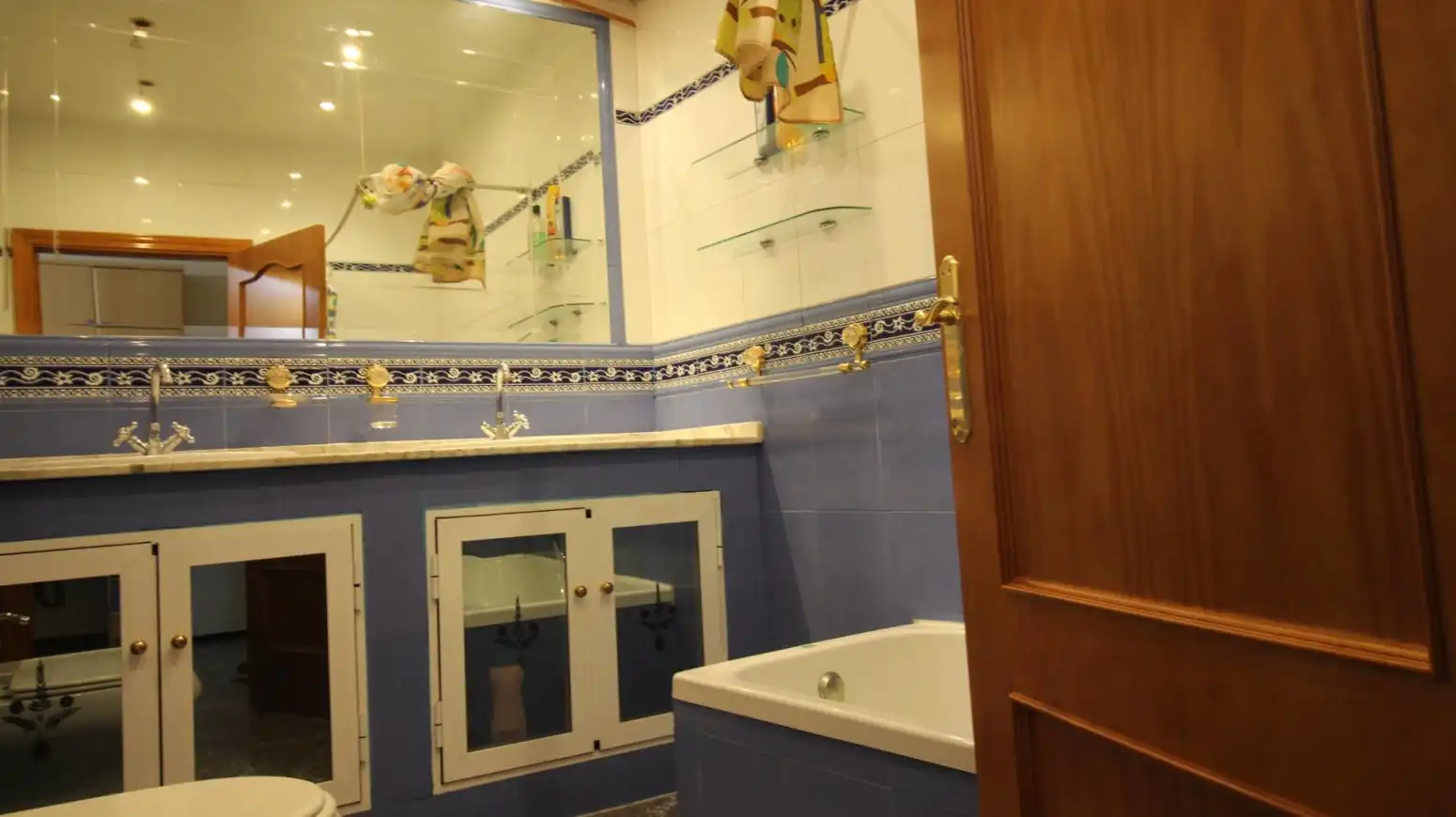 Baño de Casa o chalet de alquiler en La Garrovilla  con Aire acondicionado y Parquet