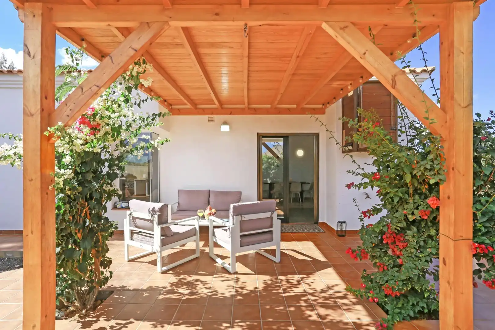Terrassa de Casa o xalet en venda en La Oliva amb Jardí privat, Terrassa i Traster