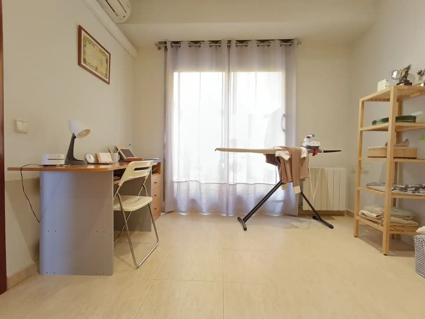 Habitación de Casa o chalet en venta en Badalona con Aire acondicionado, Calefacción y Jardín privado
