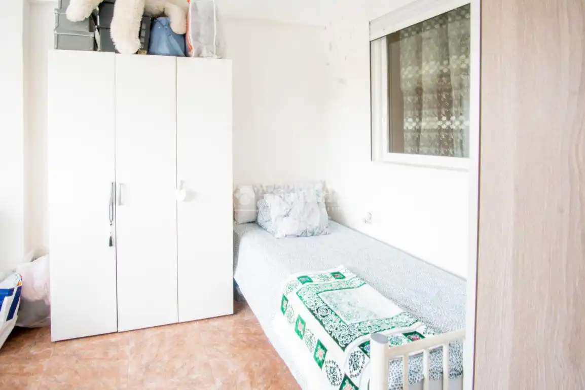 Bedroom of Flat for sale in Granada
