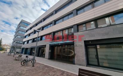 Vista exterior de Oficina de lloguer en Sant Cugat del Vallès amb Aire condicionat