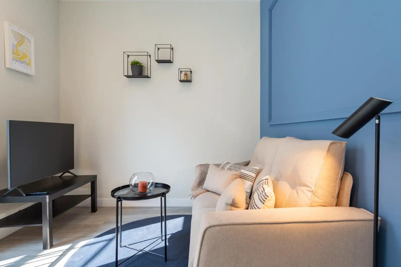 Living room of Study for rent in Madrid  with Air Conditioner, Heating and Furnished