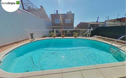 Piscina de Casa o xalet en venda en Terrassa amb Terrassa, Piscina i Balcó