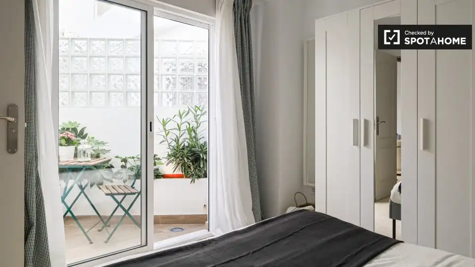 Habitació a Nou Moles