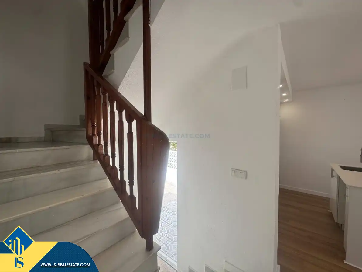 Casa adosada en venda en Torrevieja amb Calefacció, Jardí privat i Terrassa