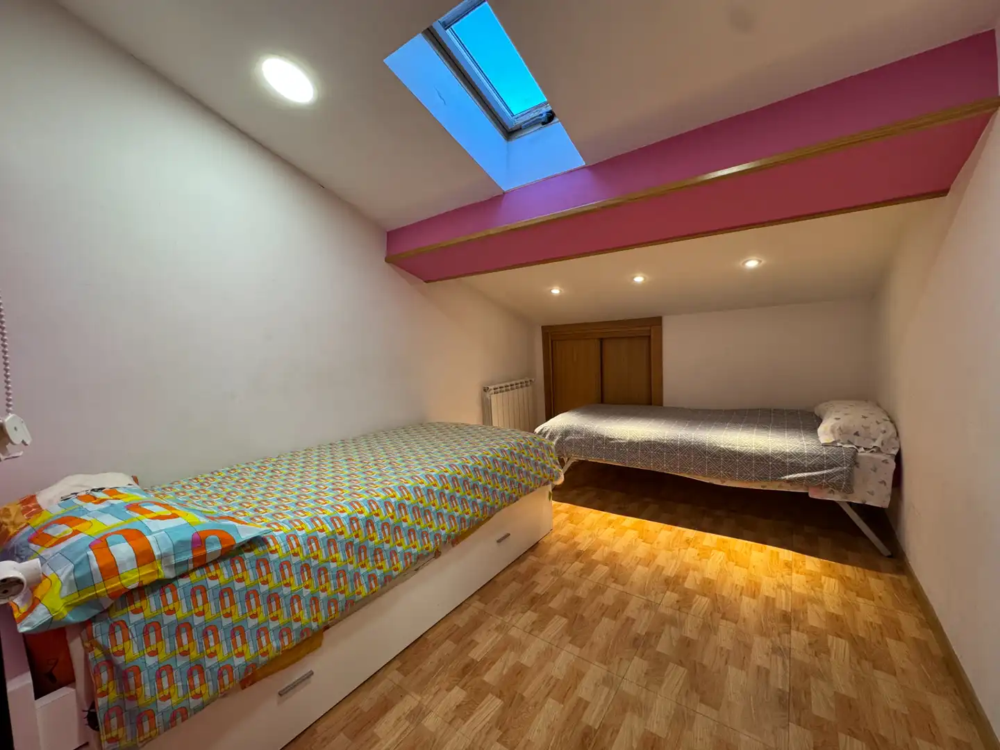 Ático en venta en Jaca con Terraza, Trastero y Amueblado