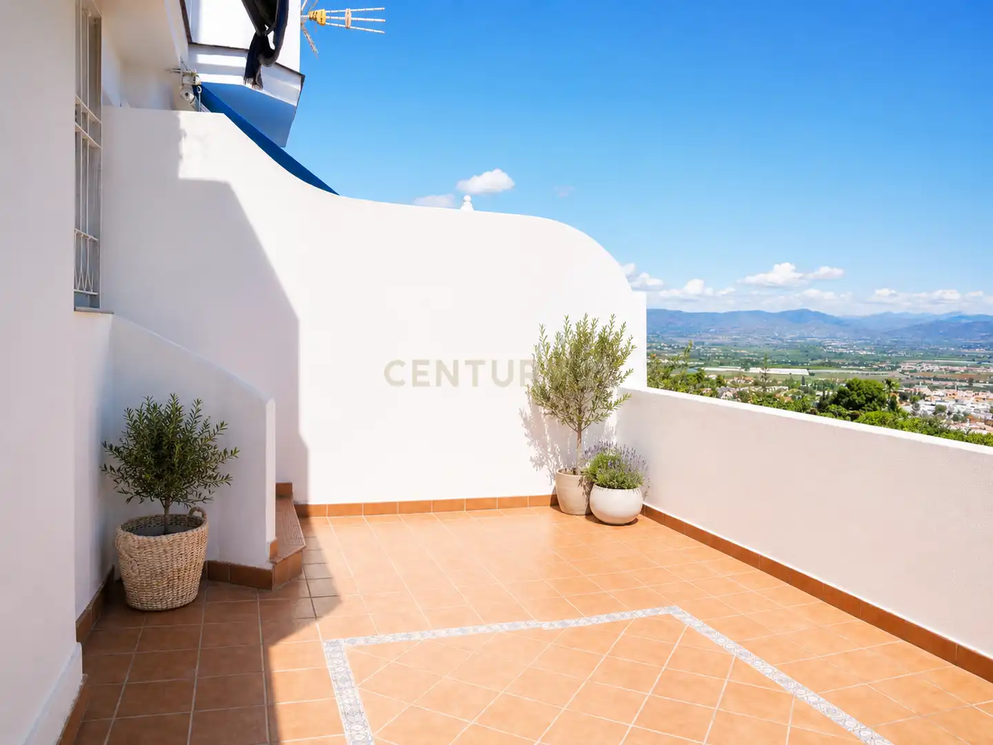 Terrassa de Casa o xalet en venda en Alhaurín de la Torre amb Aire condicionat, Jardí privat i Traster